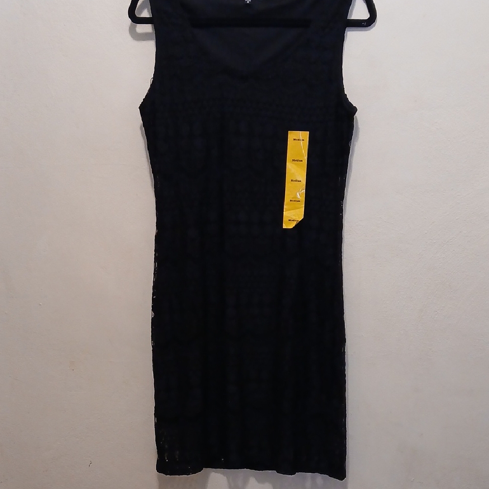 Elegant Black Sleeveless Dress